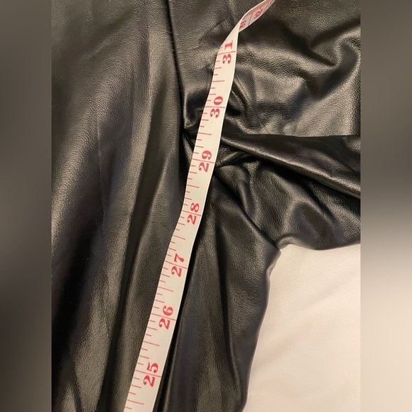 Vince Camuto size medium black faux leather flared leg strech pants - Picture 13 of 13